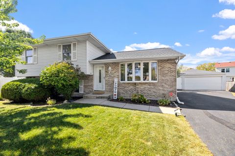 Photo of 1907 Cumberland Court, Plainfield, IL 60586 (MLS # 12475316)