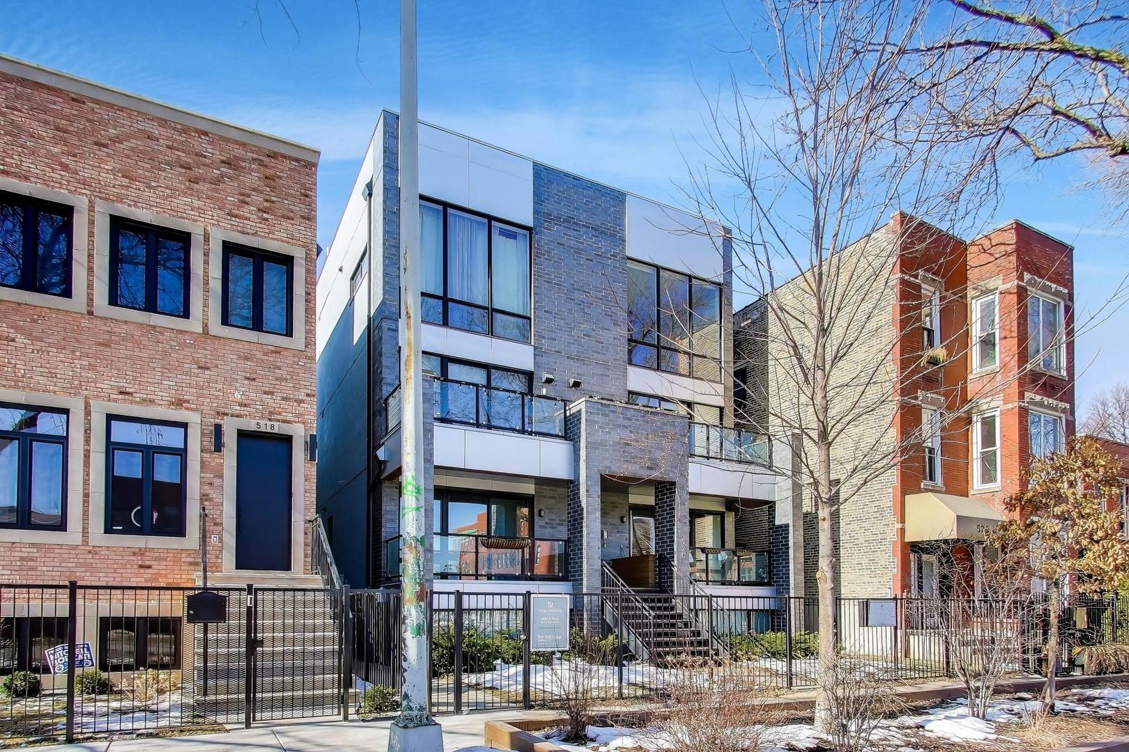 520 N Oakley Boulevard 3N