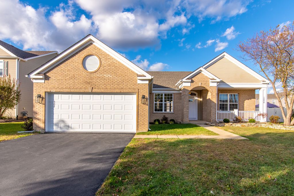 Photo for 1808 WINTERCREST Court, Shorewood, IL 60404 (MLS # 12502492)