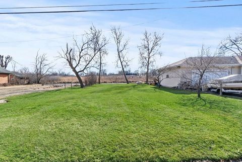 818 Sheridan Drive Wauconda IL 60084