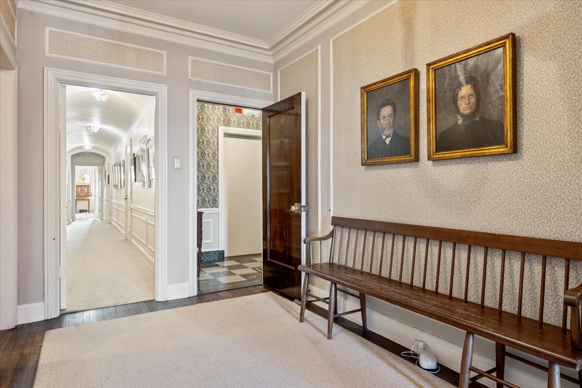 399 W Fullerton Parkway 16E
