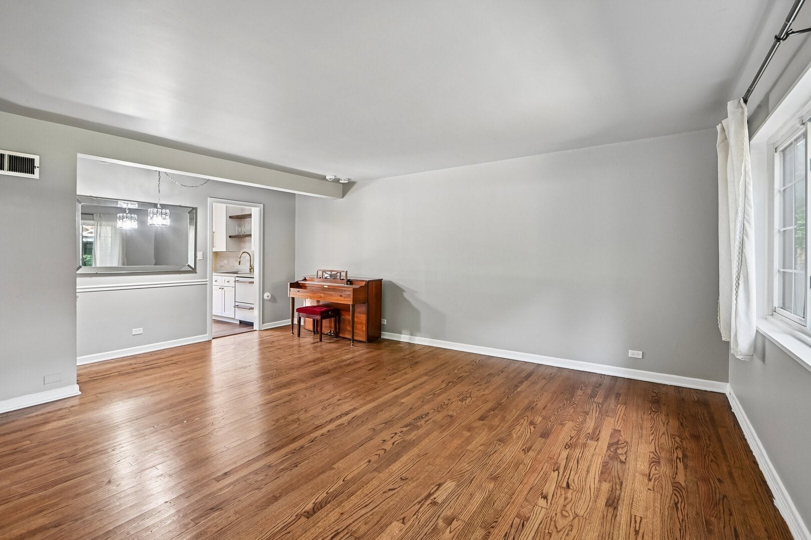 738 Dodge Avenue