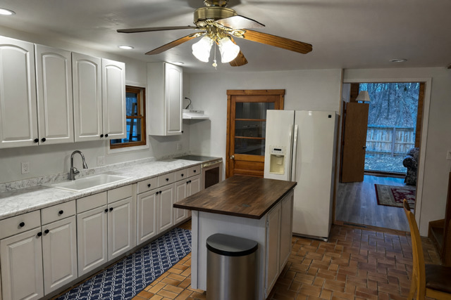 26915 N Poplar Street