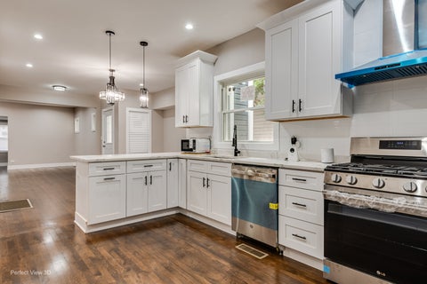 Tiny photo for 1128 N Lockwood Avenue, Chicago, IL 60651 (MLS # 12760460)