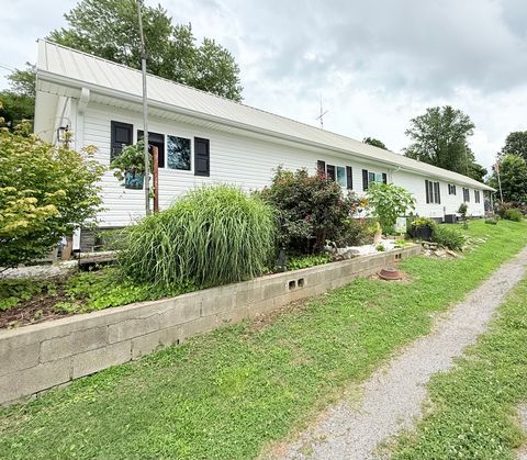 Tiny photo for 220 E ROSE Street, Cave In Rock, IL 62919 (MLS # 12679567)