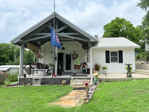 Photo of 220 E ROSE Street, Cave In Rock, IL 62919 (MLS # 12679567)
