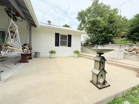 Tiny photo for 220 E ROSE Street, Cave In Rock, IL 62919 (MLS # 12679567)