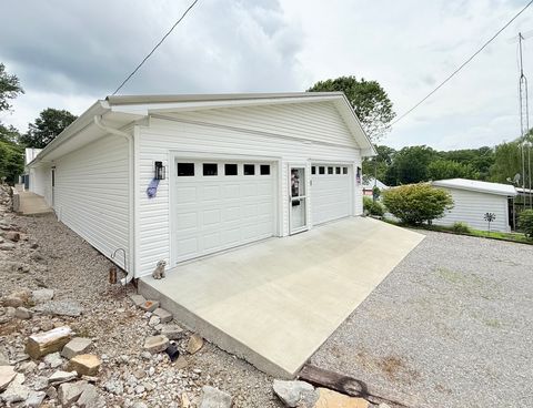 Tiny photo for 220 E ROSE Street, Cave In Rock, IL 62919 (MLS # 12679567)