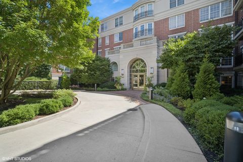 2021 Saint Johns Avenue 4C Highland Park IL 60035