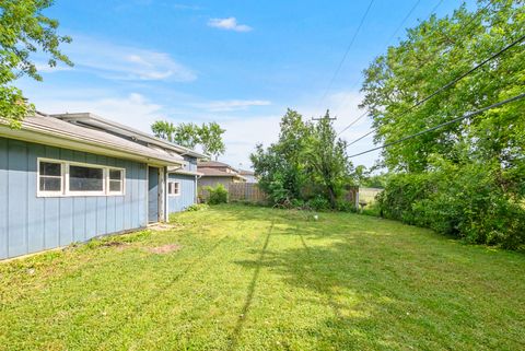 Tiny photo for 16412 George Drive, Oak Forest, IL 60452 (MLS # 12673155)