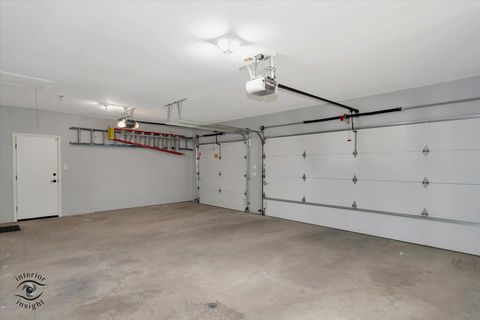 Tiny photo for 2639 E Shady Grove Court, Crete, IL 60417 (MLS # 12361044)