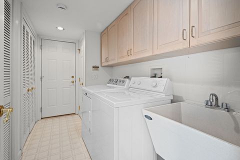 Tiny photo for 522 Rivershire Place, Lincolnshire, IL 60069 (MLS # 12610173)