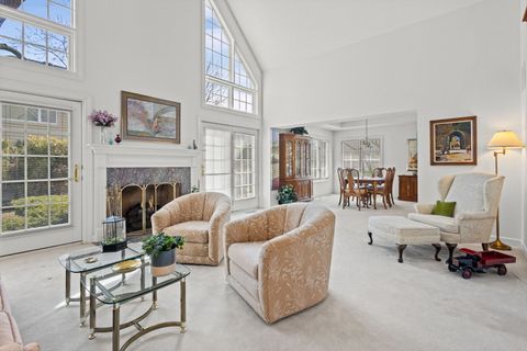 Tiny photo for 522 Rivershire Place, Lincolnshire, IL 60069 (MLS # 12610173)