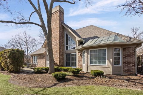 Tiny photo for 522 Rivershire Place, Lincolnshire, IL 60069 (MLS # 12610173)