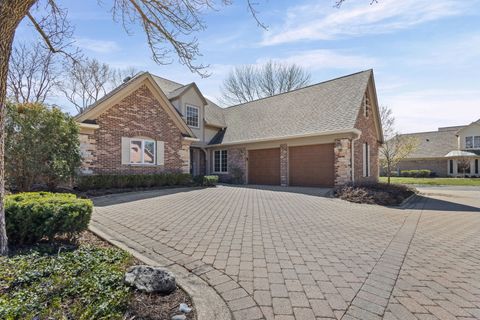 Photo of 522 Rivershire Place, Lincolnshire, IL 60069 (MLS # 12610173)
