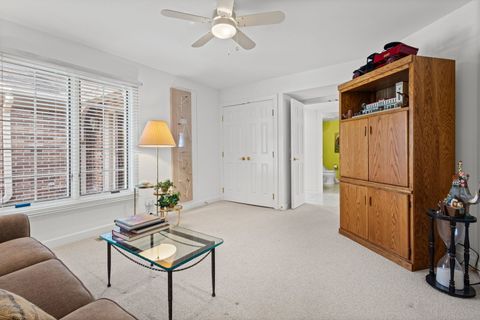 Tiny photo for 522 Rivershire Place, Lincolnshire, IL 60069 (MLS # 12610173)