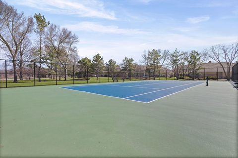 Tiny photo for 522 Rivershire Place, Lincolnshire, IL 60069 (MLS # 12610173)