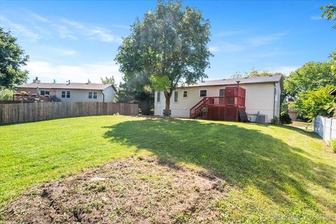 Tiny photo for 550 Piccadilly Lane, Bolingbrook, IL 60440 (MLS # 12473178)