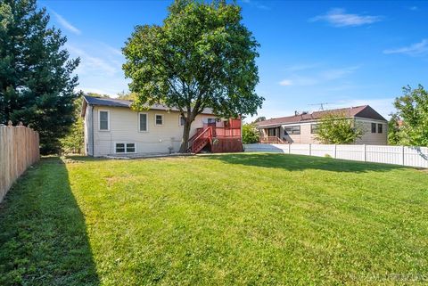 Tiny photo for 550 Piccadilly Lane, Bolingbrook, IL 60440 (MLS # 12473178)