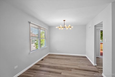 Tiny photo for 550 Piccadilly Lane, Bolingbrook, IL 60440 (MLS # 12473178)