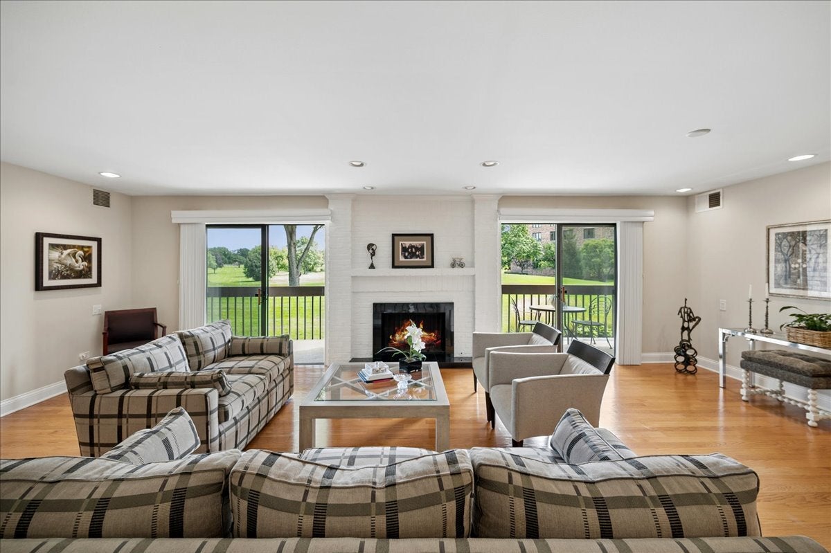 1771 Mission Hills Road 115