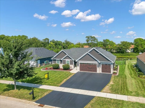 Tiny photo for 1482 Cornerstone Drive, Yorkville, IL 60560 (MLS # 12751600)