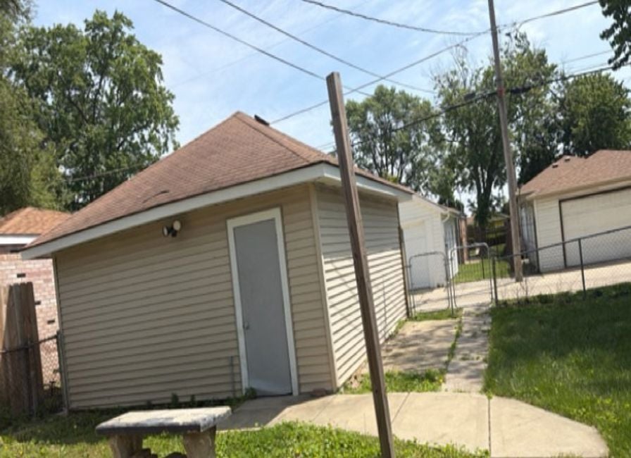 533 Linden Avenue