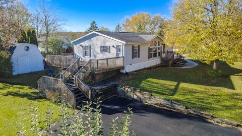 82 Sandbar Lakemoor IL 60051