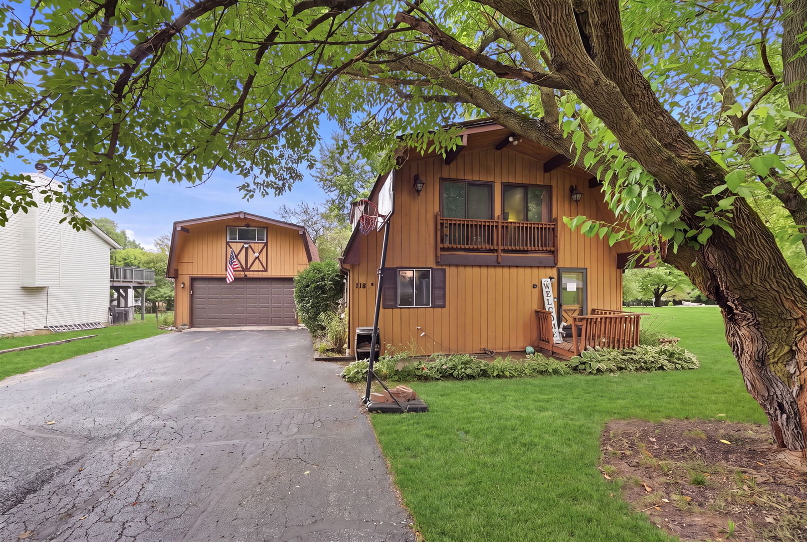 118 NE VALHALLA Drive