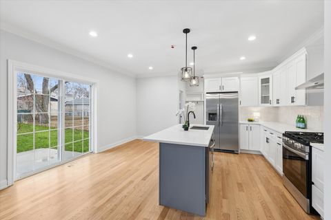 Tiny photo for 10832 Massasoit Avenue, Chicago Ridge, IL 60415 (MLS # 12584756)