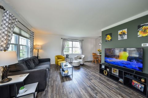 Tiny photo for 1554 Timber Trail, Wheaton, IL 60189 (MLS # 12623975)