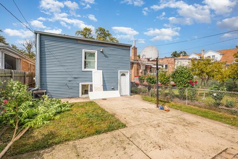 Tiny photo for 1519 S 58th Avenue, Cicero, IL 60804 (MLS # 12490724)