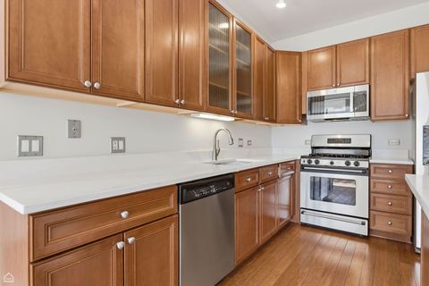 Tiny photo for 1001 W Madison Street #204, Chicago, IL 60607 (MLS # 12593943)