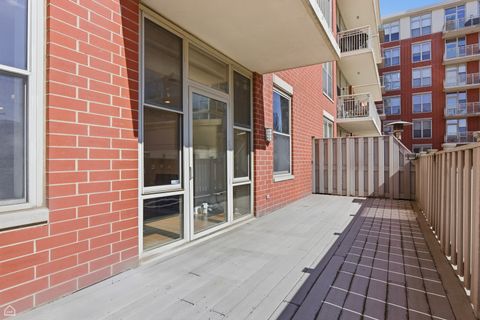 Tiny photo for 1001 W Madison Street #204, Chicago, IL 60607 (MLS # 12593943)