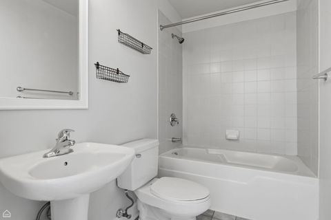 Tiny photo for 1001 W Madison Street #204, Chicago, IL 60607 (MLS # 12593943)