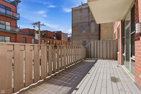 Tiny photo for 1001 W Madison Street #204, Chicago, IL 60607 (MLS # 12593943)