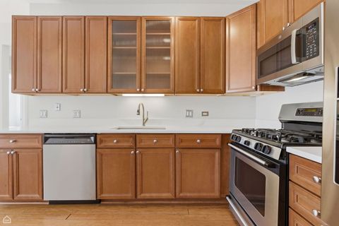 Tiny photo for 1001 W Madison Street #204, Chicago, IL 60607 (MLS # 12593943)