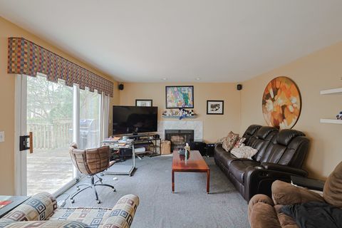 Tiny photo for 3 Chestnut Terrace, Buffalo Grove, IL 60089 (MLS # 12621857)
