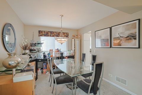 Tiny photo for 3 Chestnut Terrace, Buffalo Grove, IL 60089 (MLS # 12621857)