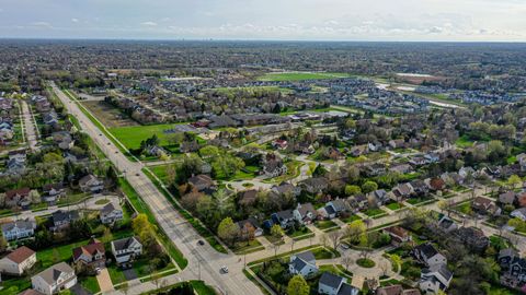 Tiny photo for 3 Chestnut Terrace, Buffalo Grove, IL 60089 (MLS # 12621857)