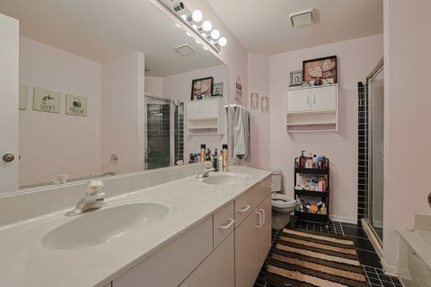 Tiny photo for 3 Chestnut Terrace, Buffalo Grove, IL 60089 (MLS # 12621857)