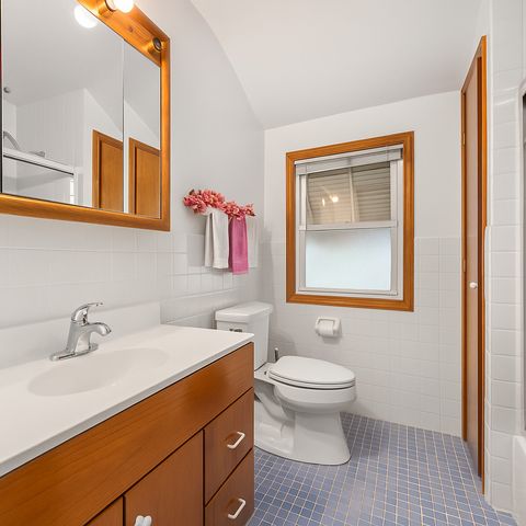 Tiny photo for 2230 Kensington Avenue, Westchester, IL 60154 (MLS # 12494215)