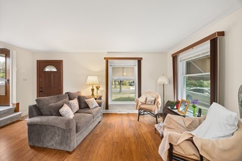 Tiny photo for 2230 Kensington Avenue, Westchester, IL 60154 (MLS # 12494215)