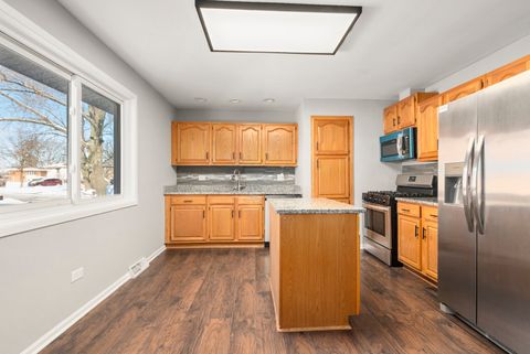 Tiny photo for 16380 Terry Lane, Oak Forest, IL 60452 (MLS # 12524183)