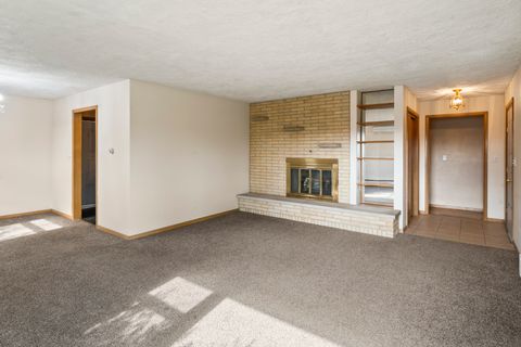 Tiny photo for 938 Hillcrest Road, Elgin, IL 60123 (MLS # 12469144)