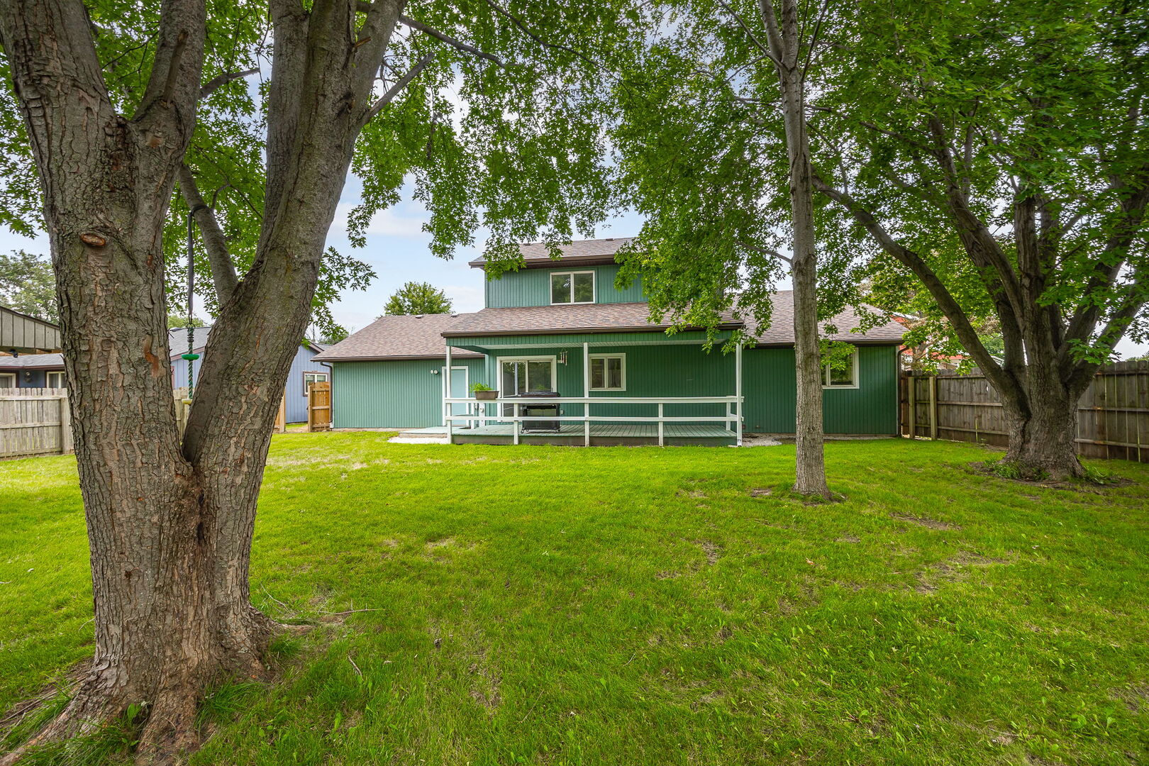 570 Meadows Road
