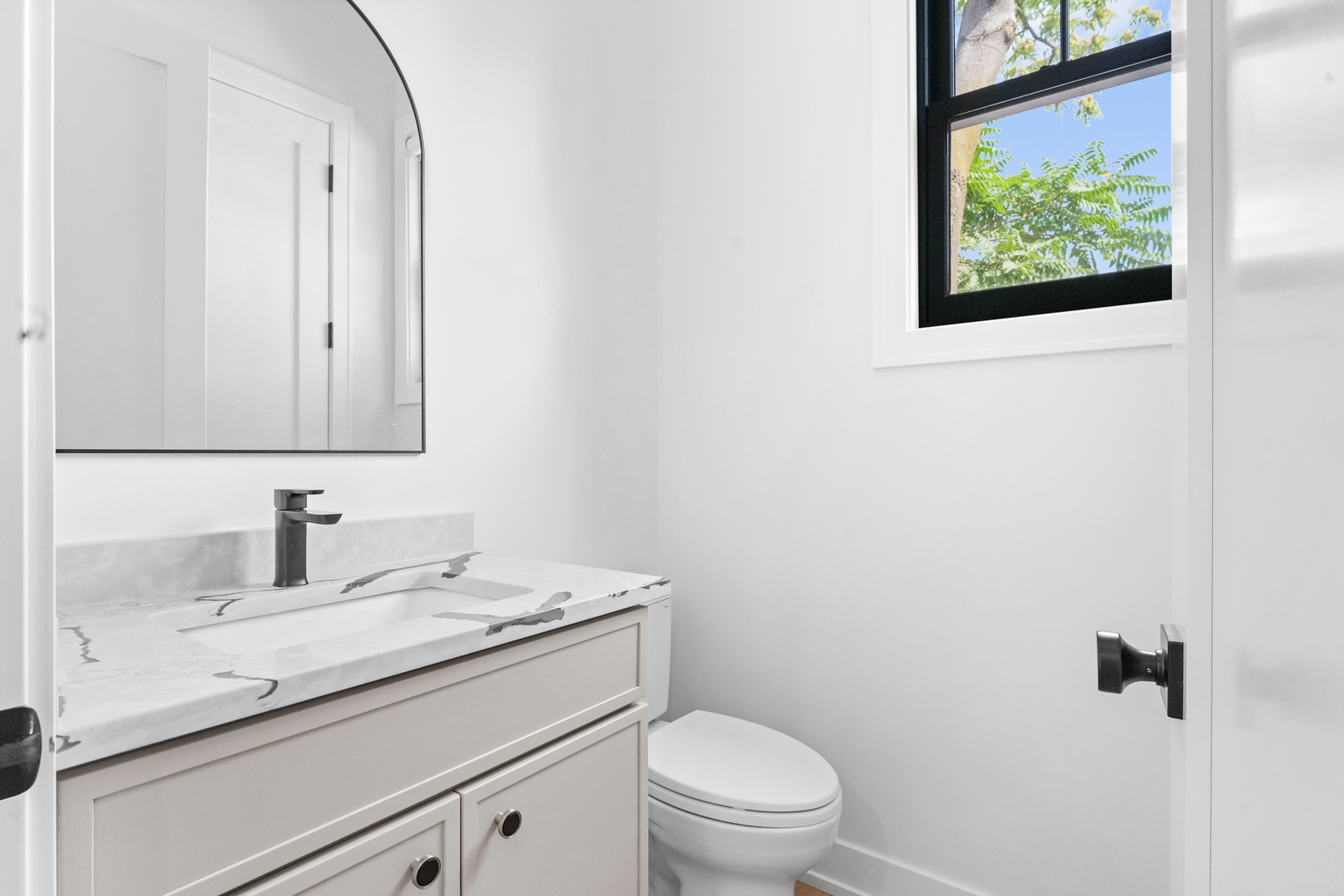 284 N Highland Avenue