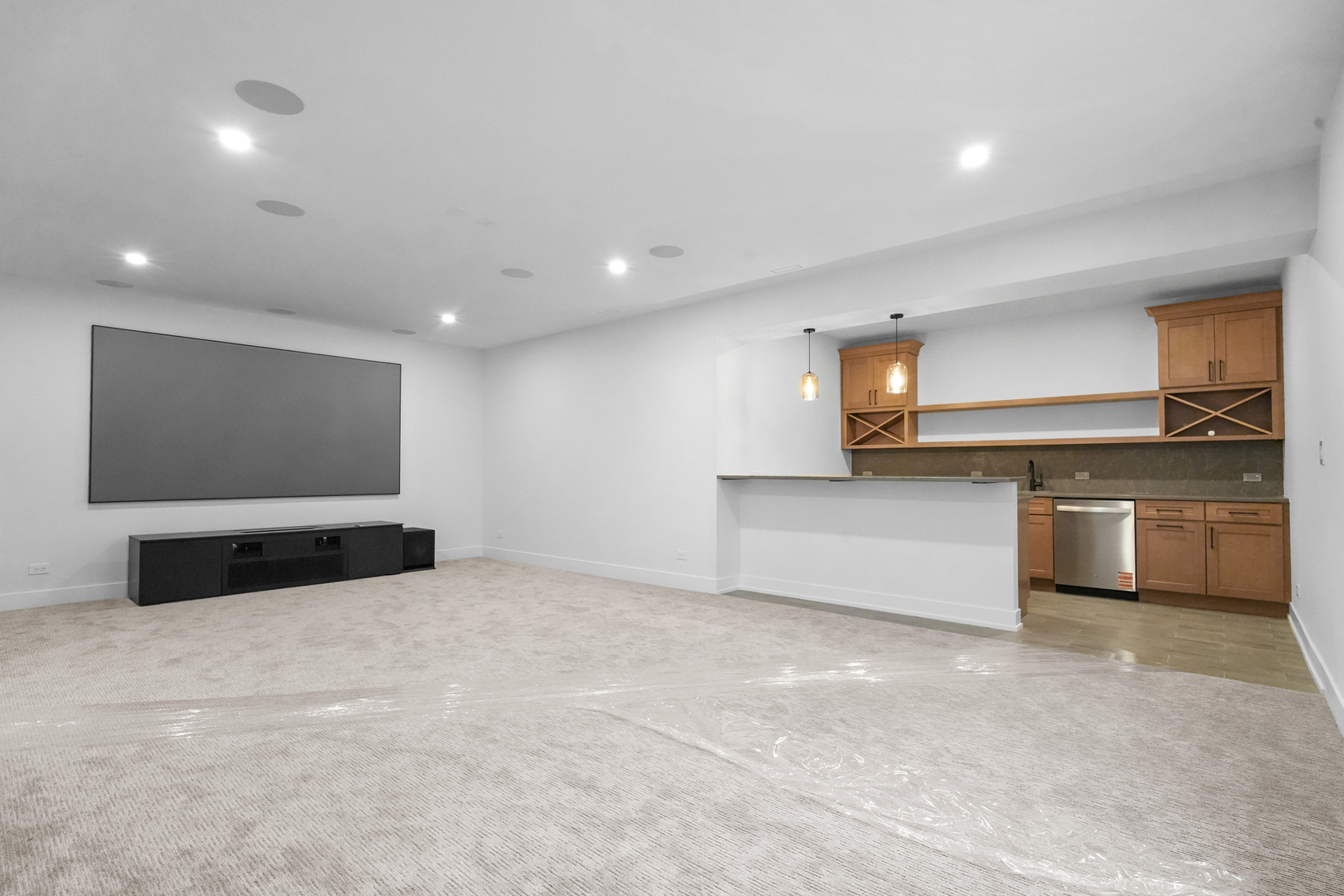 284 N Highland Avenue