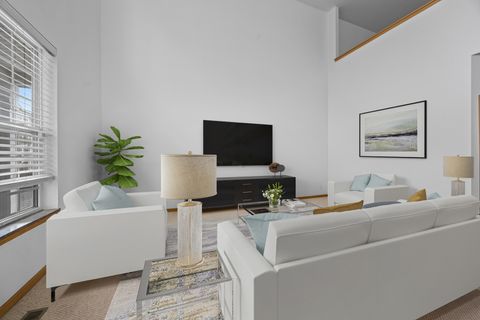 Tiny photo for 192 Brompton Lane #B, Sugar Grove, IL 60554 (MLS # 12549831)