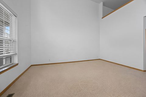 Tiny photo for 192 Brompton Lane #B, Sugar Grove, IL 60554 (MLS # 12549831)